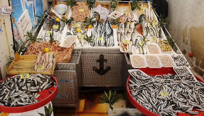 Çanakkale’de, av yasağı sonrası balık fiyatları aynı (VİDEO)