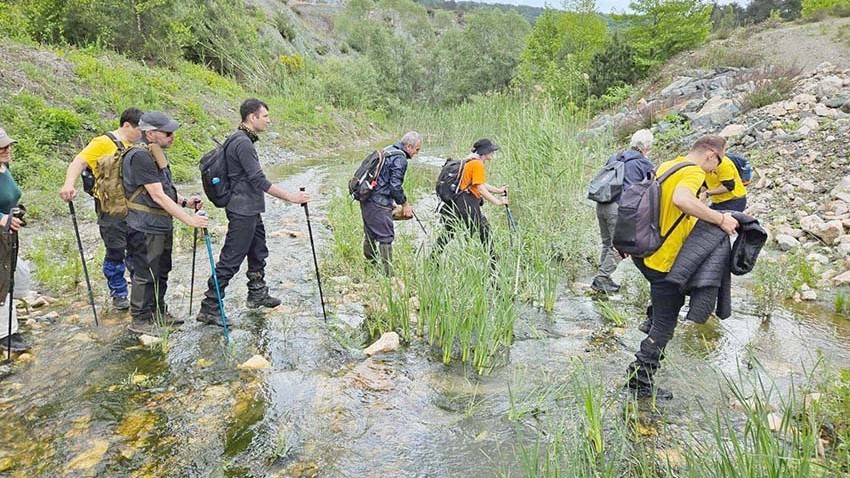 Bigalı Doğa tutkunları eşsiz manzaralar eşliğinde yürüdüler