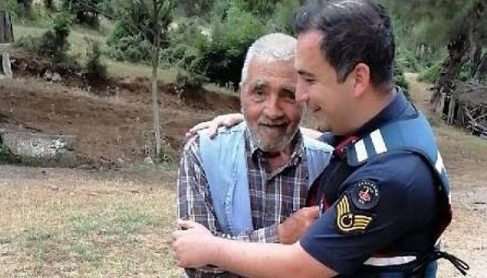 Kayıp Alzheimer Hastası Ormanda Bulundu 