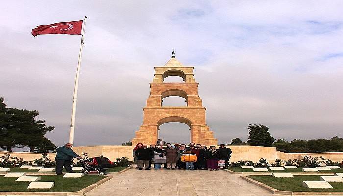  Türkiye'nin gönlünü fetheden madenciler Çanakkale Şehitliklerinde (VİDEO)