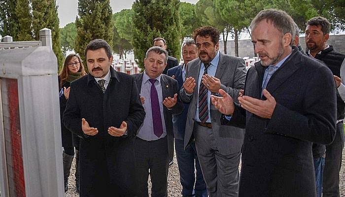 Bosna Hersek Büyükelçisi Sadoviç, Tarihi Alanı gezdi, şehitlikleri ziyaret etti