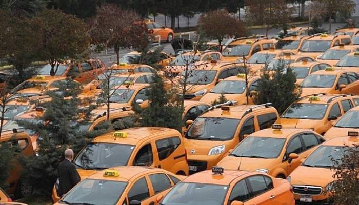Taksicilerinden ’indi-bindi’ protestosu