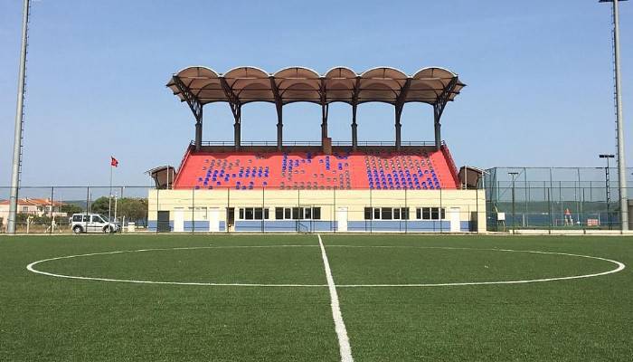 Eceabat Stadı yenilendi