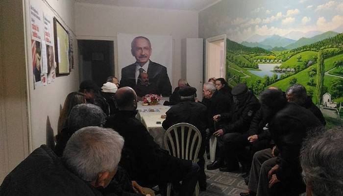 Lapseki CHP ilçe teşkilatı istişare toplantısı yaptı