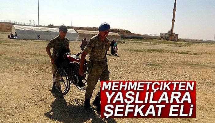 Mehmetçikten yaşlılara şefkat eli