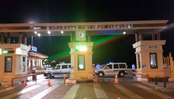 Güncelleme- Çanakkale'de feribotlar ulaşıma kapatıldı