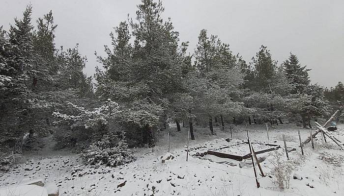 Çanakkale’nin yüksek kesimleri beyaza büründü (VİDEO)