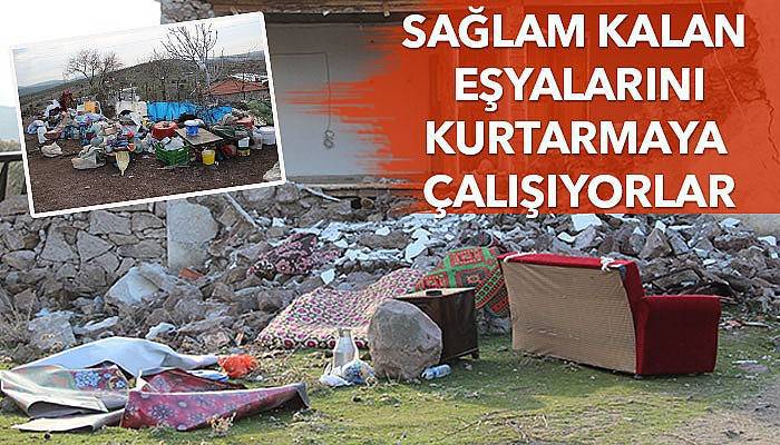 Depremzedeler 4 gün sonra evlerine girdiler! Sağlam kalan eşyalarını kurtarmaya çalışıyorlar
