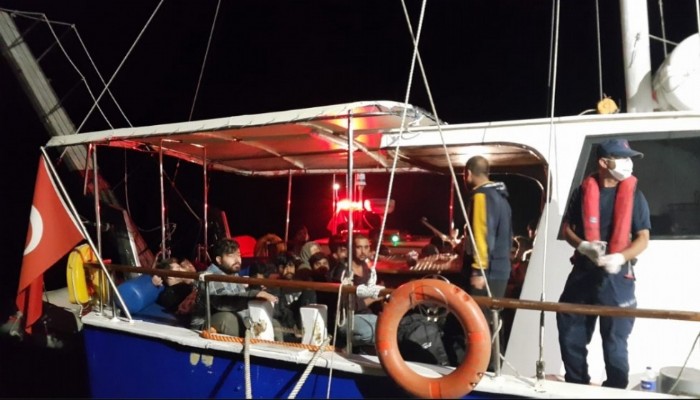 Çanakkale açıklarında 193 kaçak göçmen yakalandı
