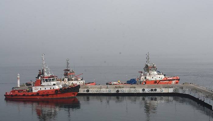 Sabah saatlerinde boğazı sis kapladı