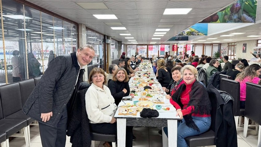  Başkan Atilla Öztürk, Atatürkçü Düşünce Derneği’nin Kahvaltı Programına Katıldı 