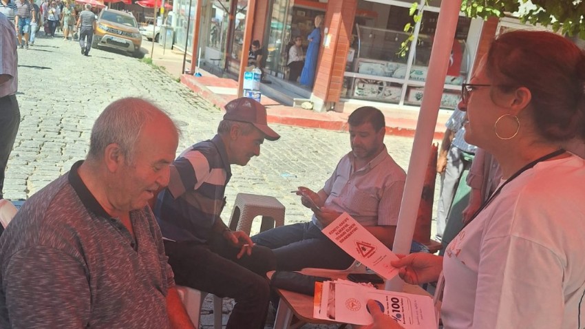 Vatandaşlar Kırım  Kongo Kanamalı Ateş Hastalığı Hakkında Vatandaşlar Bilgilendirildi