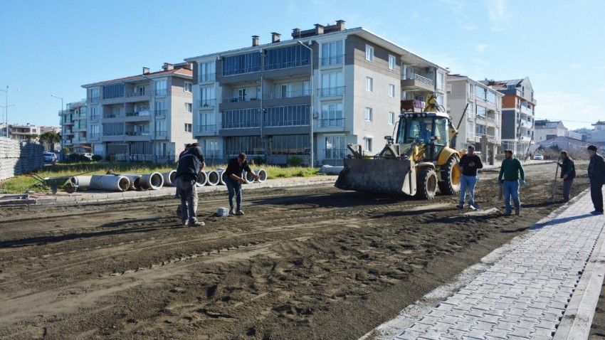  Lapseki’de Projeler Hızla Yükseliyor