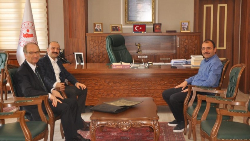 Güney Marmara Kalkınma Ajansı Genel Sekreteri Onur Adıyaman’dan Biga Kaymakamı Erdinç Dolu’ya Ziyaret