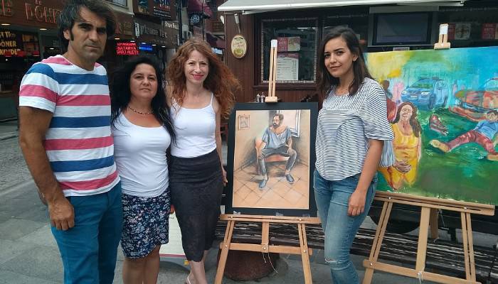 Resim Sergisine Yoğun İlgi