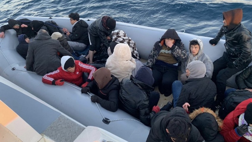 Ayvacık açıklarında 70 kaçak göçmen kurtarıldı  