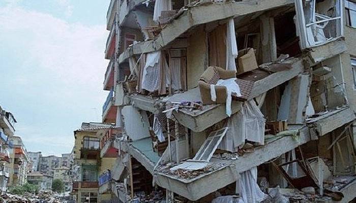 “Deprem Öldürmez, Depreme Karşı Dayanıksız Binalar Öldürür”