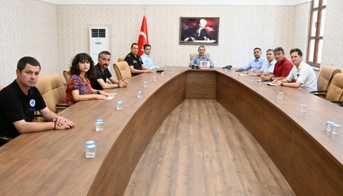 ÇEVRE HAFTASI İLE İLGİLİ TOPLANTI YAPILDI