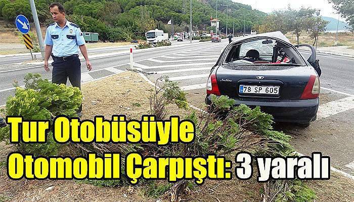  Çanakkale'de Tur Otobüsüyle Otomobil Çarpıştı: 3 yaralı