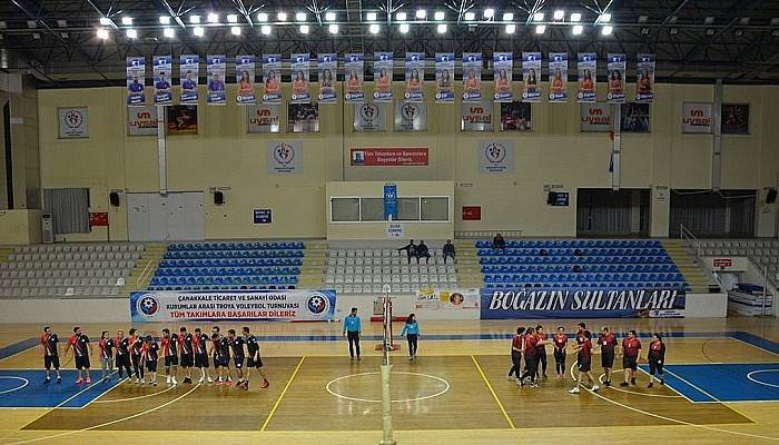 ÇTSO Troya Voleybol Turnuvası 2. Hafta Müsabakaları Yapıldı