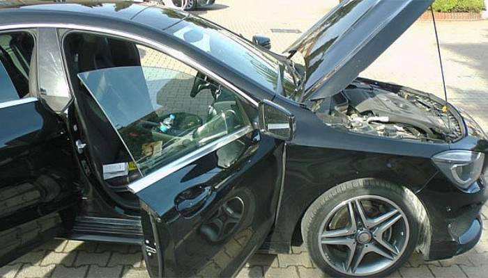 Eski emniyet amiri 54 kilogram esrar ile yakalandı