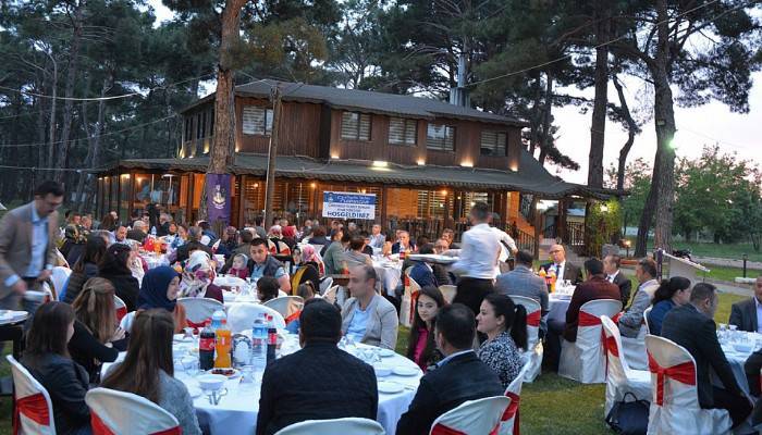  Ticaret Borsası Bayramiçli Üyelerine İftar Verdi 