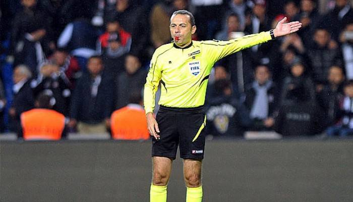  UEFA’dan Cüneyt Çakır’a görev 