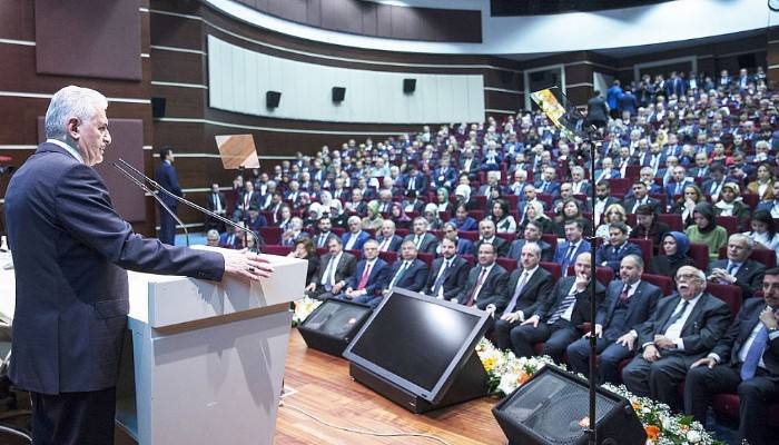 “Milletime çağrı yapıyorum; provokasyonlara gelmeyin, tahriklere kapılmayın ve buna benzer çağrılara kulak asmayın” 