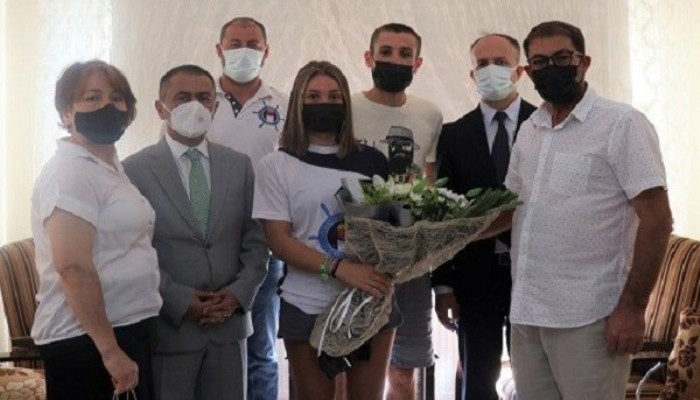 Avrupa Şampiyonu Merve Vatan’a Evinde Tebrik Ziyareti