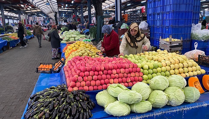 Soğuklar pazar fiyatlarına yansıdı