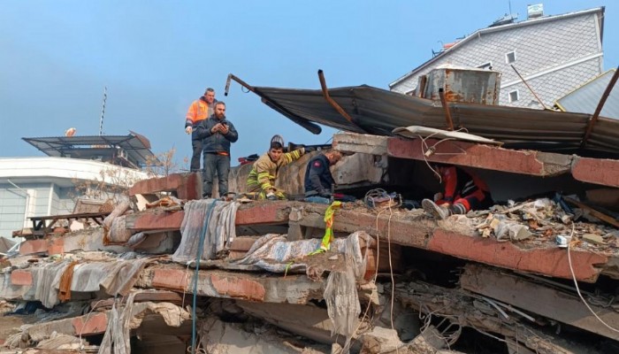 Depremde 41 bin 20 can kaybı