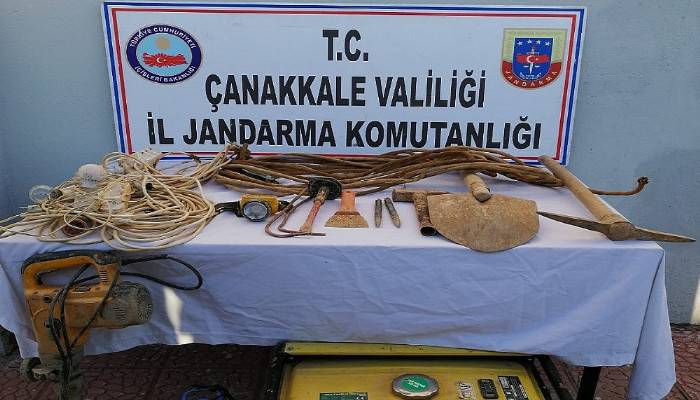 İzinsiz kazı yapan 6 kişi gözaltına alındı