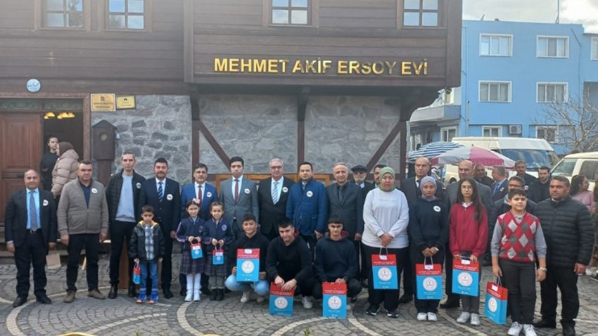 Mehmet Akif Ersoy Çocukluğunun Geçtiği Evde Anıldı