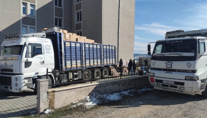 AYVACIK, DEPREMZEDELER İÇİN SEFERBER OLDU