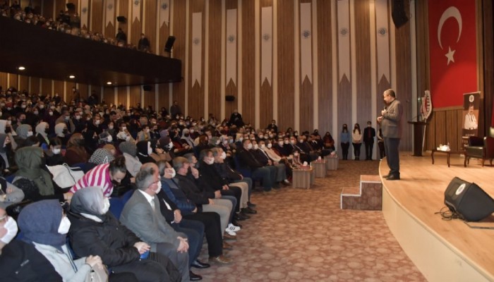 Hayati İnanç’ın programına yoğun ilgi