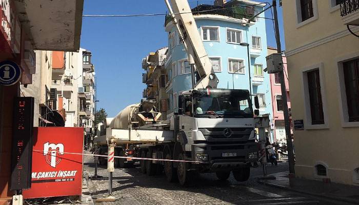 Kayserili Ahmet Paşa caddesinin çilesi bitmiyor