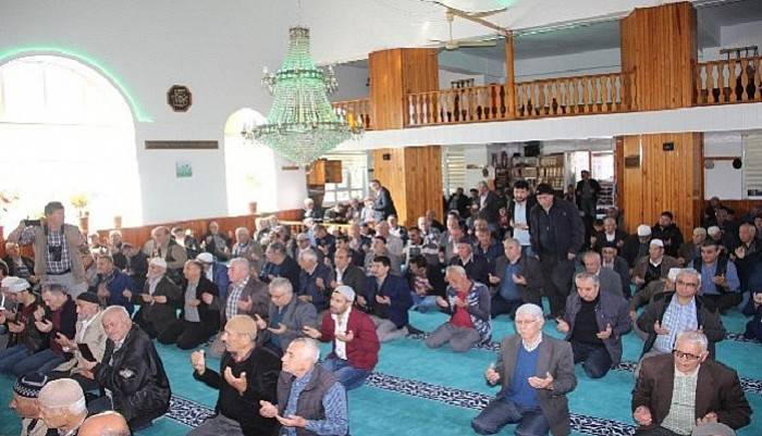 Çan şoförleri yardımlaşma derneği dünya şoförler gününde mevlid-i şerif okuttu