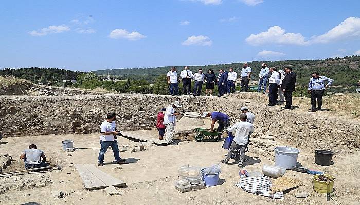 Eceabat Maydos Höyüğünde kazı çalışmaları devam ediyor