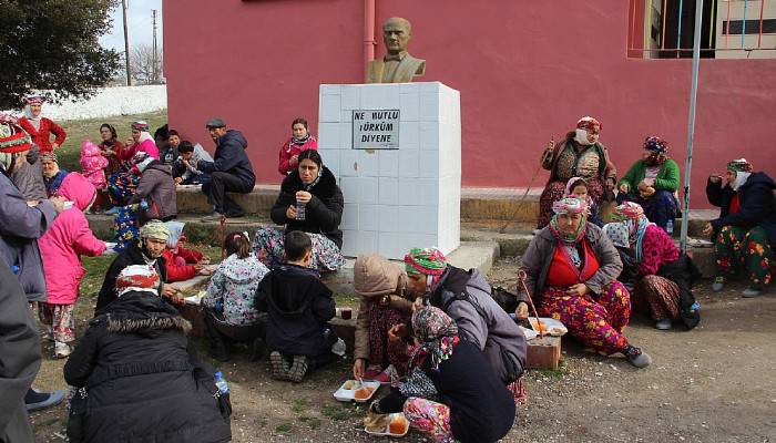 Çanakkale'de deprem paniği kameralara böyle yansıdı!