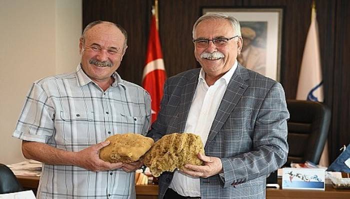 Başkan Gökhan konuklarını ağırladı