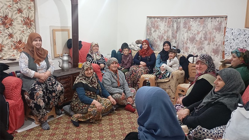 Helvacı Köyü’nde Söz Kadınlarda: Kadınlar Kahvesi Kapılarını Açtı