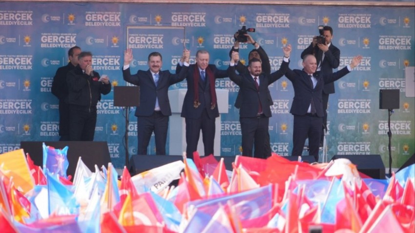 Erdoğan: ‘CHP'yi bölücü örgütün güdümündeki DEM'in oyuncağı haline dönüştürenler utansın’