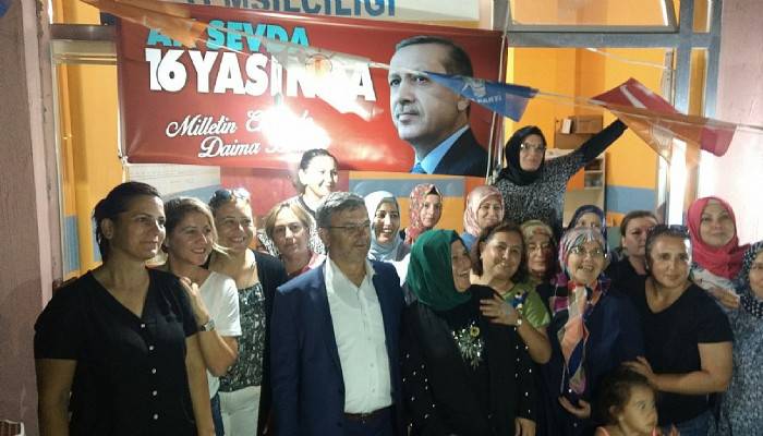 AK Parti 16’ncı Yılı Mahalle Teşkilatlarıyla Kutladı
