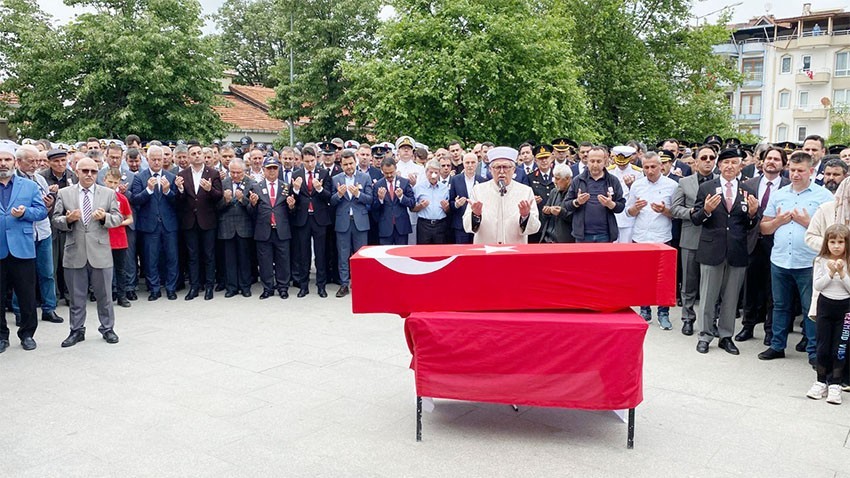 Çanakkale şehidini uğurladı (video)