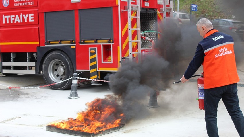 ÇOMÜ Hastanesi’nde “Depremde Sağlık ve Dayanıklılık” Etkinliği Düzenlendi