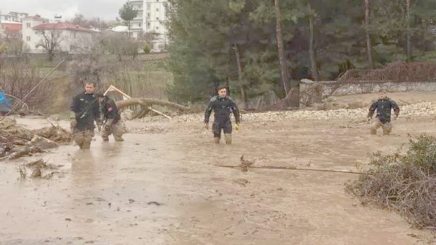 Emniyetin Kurbağa Adamları Doğal Afetlerde de Görev Alıyor