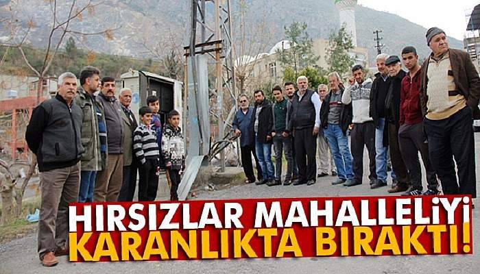 Hırsızlar mahalleyi karanlıkta bıraktı