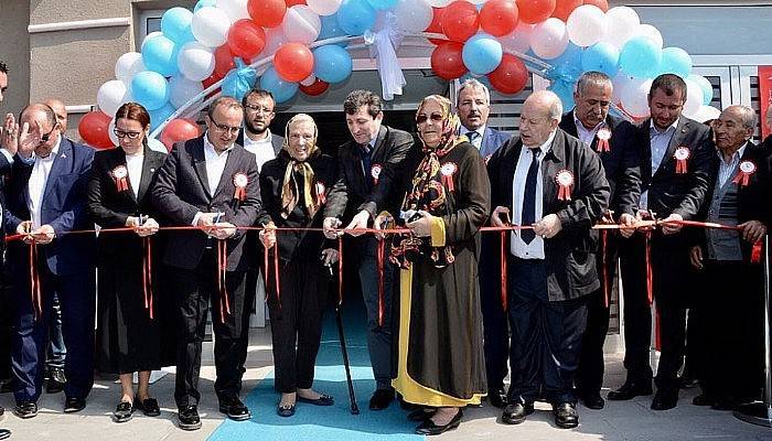 Huzurevi Yaşlı Bakım ve Rehabilitasyon Merkezi resmi açılışı görkemli törenle gerçekleşti