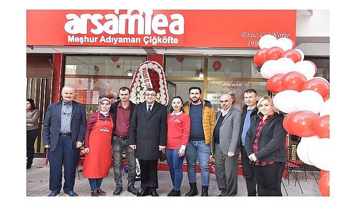 Arsemia Çiğköfte Salonu açıldı