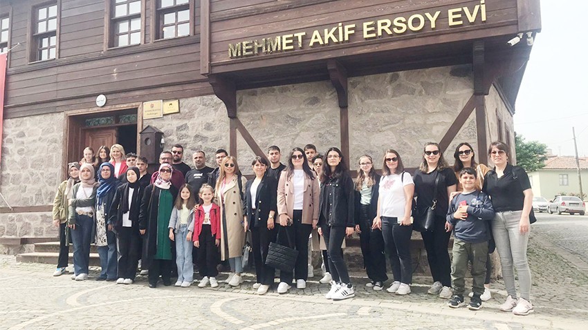 Mehmet Akif Ersoy'un evine ziyaret